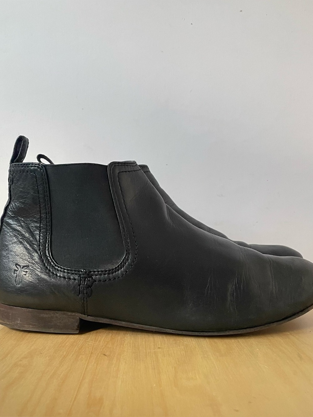 Frye Jillian Chelsea Boots | US 9M